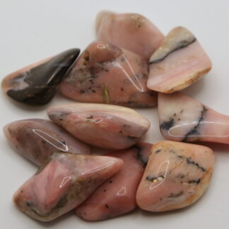 Opale rose des Andes