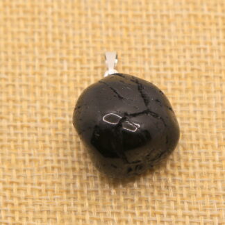 Pendentif tourmaline noire pierre roulée