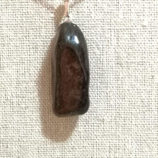 Pendentif bronzite