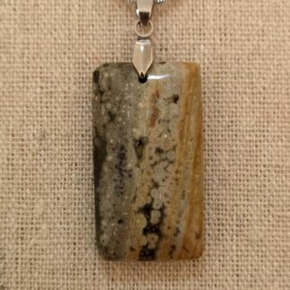 Pendentif jaspe orbiculaire