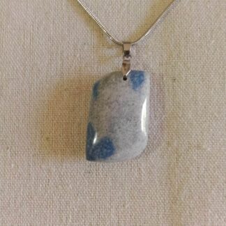 Pendentif K2 granit