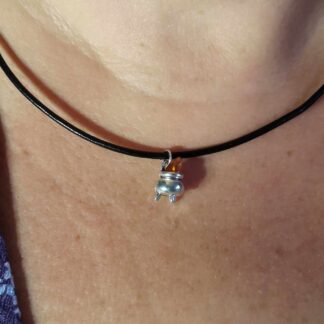 Collier mini chaudron et cornaline