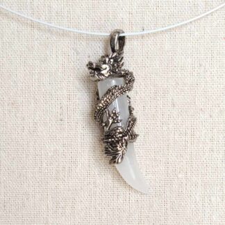 Pendentif cristal de roche, dragon