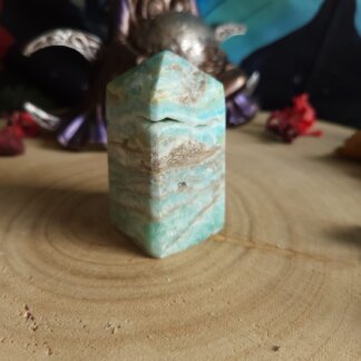Obélisque aragonite bleue